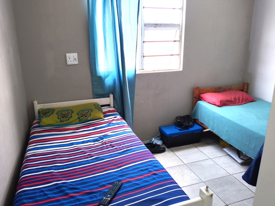 6 Bedroom Property for Sale in Parsonsvlei Eastern Cape